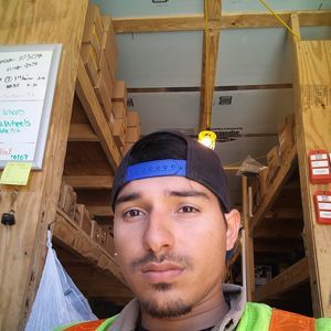 Meet your Posher, Javier